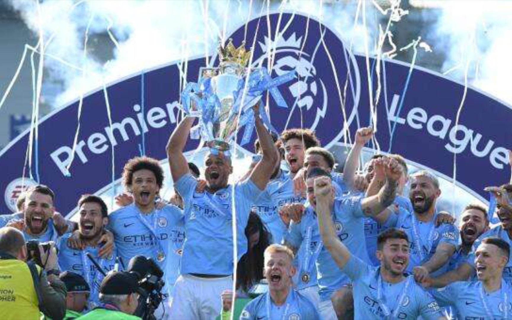 回顾类似的 回顾类似的