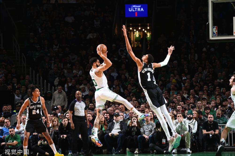 在本赛季中 在本赛季中