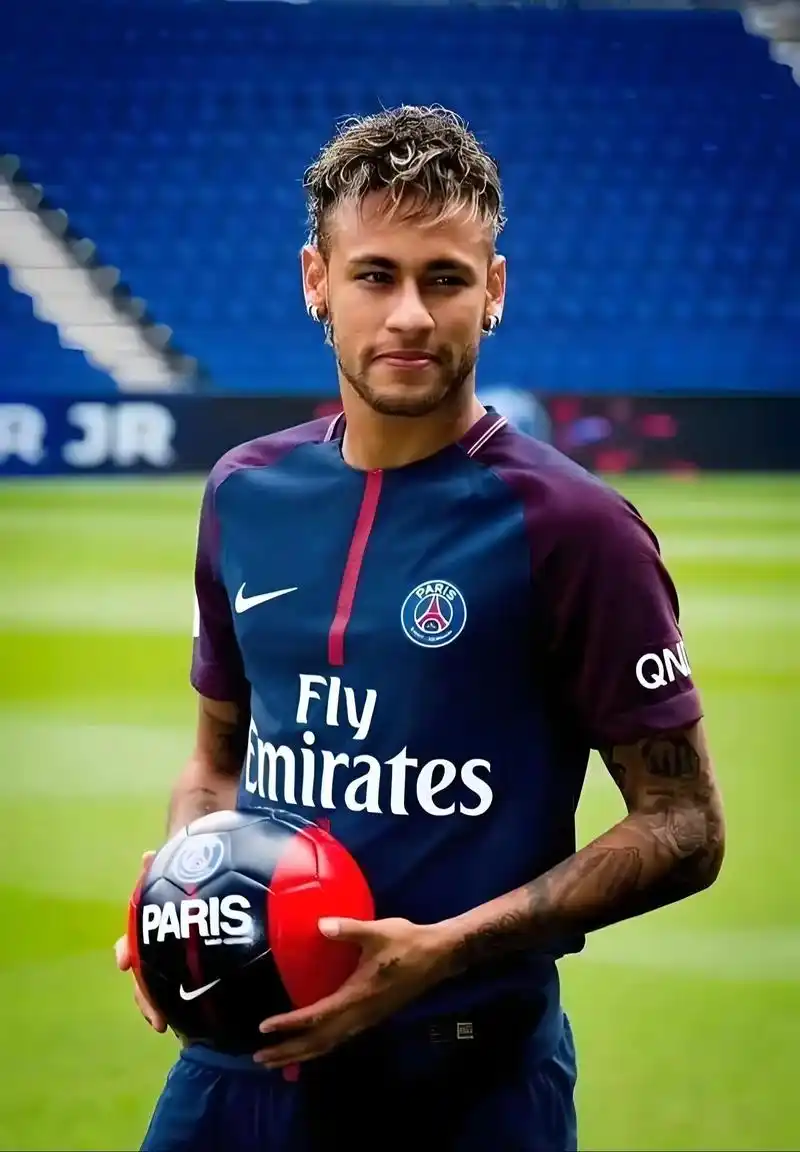 在此趋势之 在此趋势之